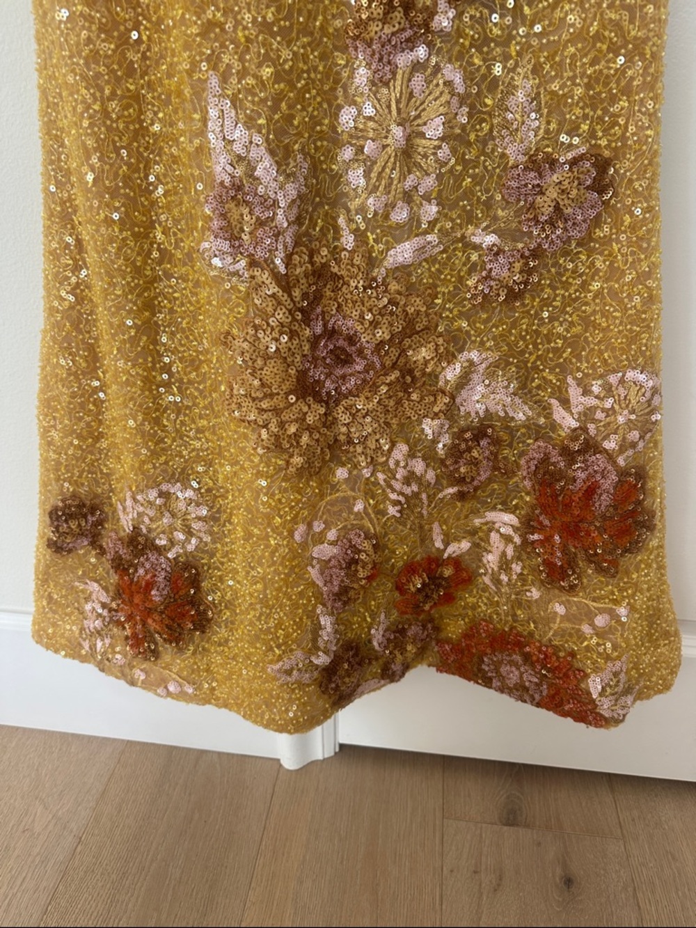 Gold Sequin Long Sleeve Floral-Embellished Evening Dress - Picture 5 of 9